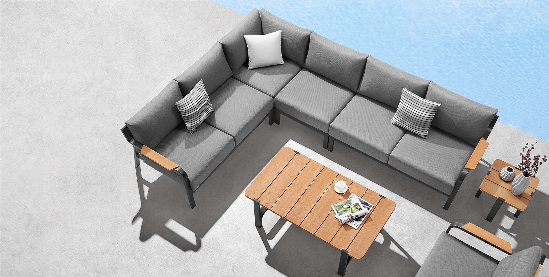 Visconti by Claudio Bellini