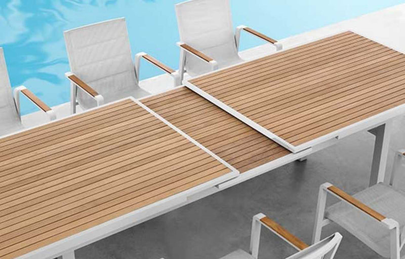 Nofi 2.0 10-Seat Dining Set (extendable Table)